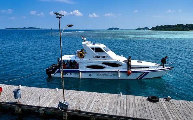 boat dihub ke pulau harapan