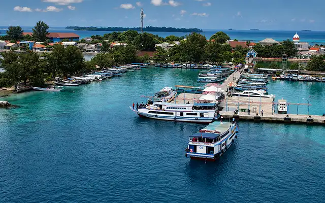 kapal feryboat ke pulau harapan